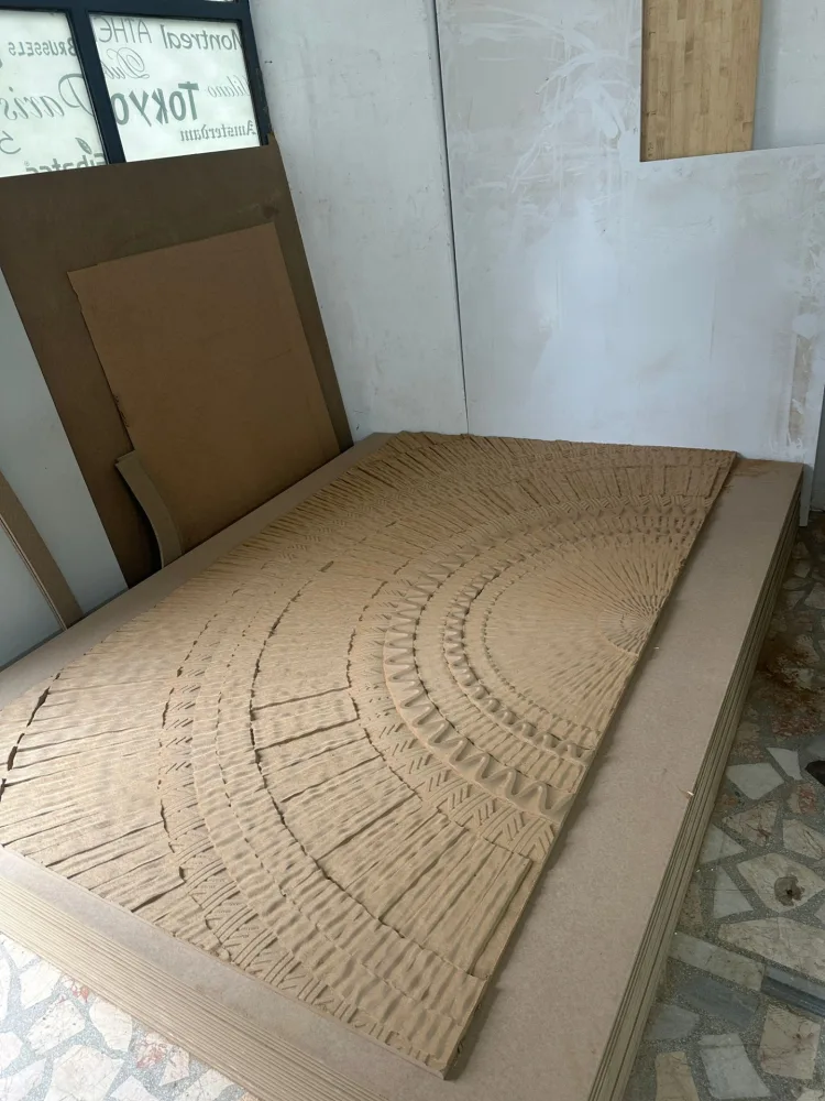 Circular relief panel in the workshop