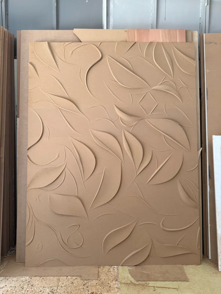 Rectangular panel with a floral pattern