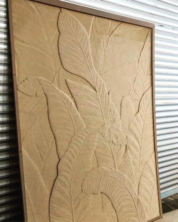 Yaprak desenli rölyef panel