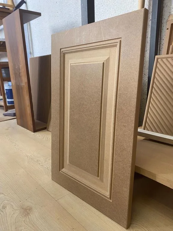 Ham çerçeveli kapak modeli
