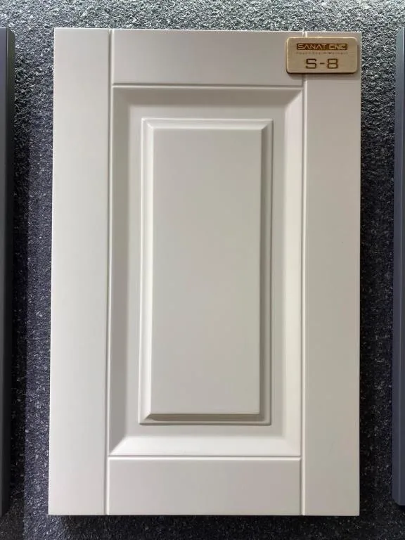 Beyaz kapak modeli