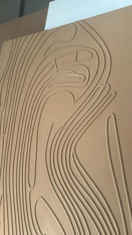 Parmak izi desenli kabartma panel